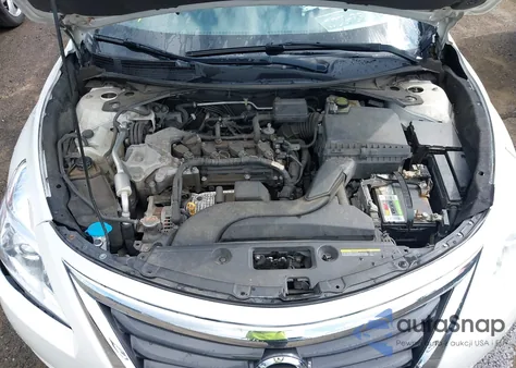 2015 Nissan Altima 2.5 S z USA, uszkodzony, nr VIN 1N4AL3AP9FC473868